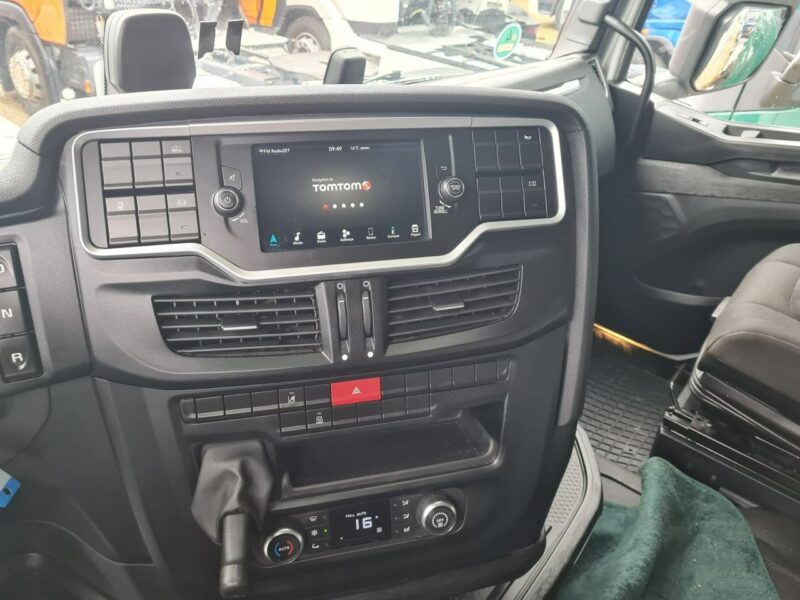 Iveco as440st