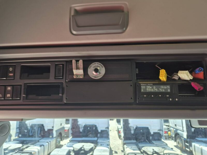 Renault T520
