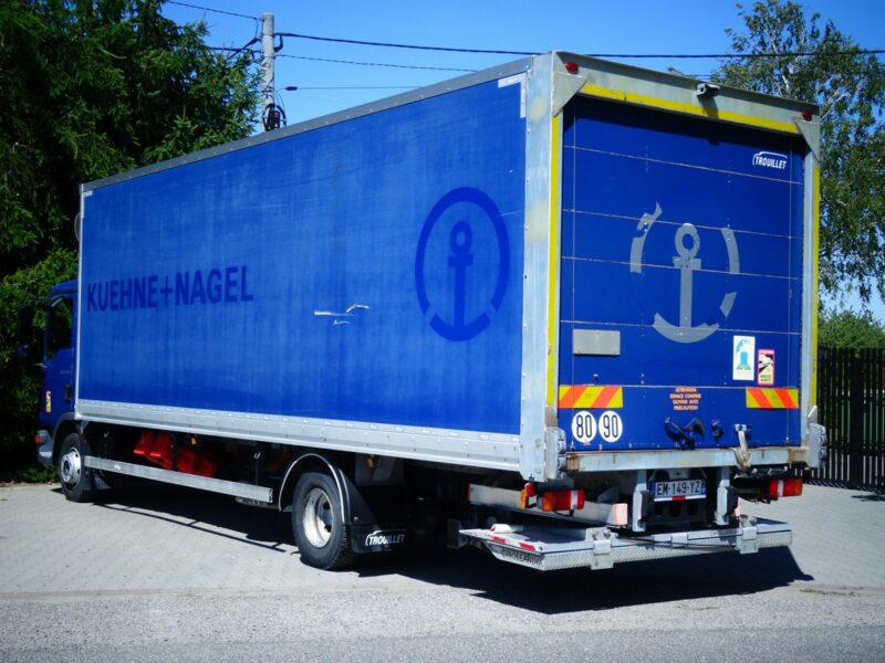 MAN TGL 12.220 Euro 6 Kontener 19 pal winda ocynk tylko 429 tys.km! MAN TGL 12.220 Euro 6 kontener z windą Sprowadzony, poduszki klima
