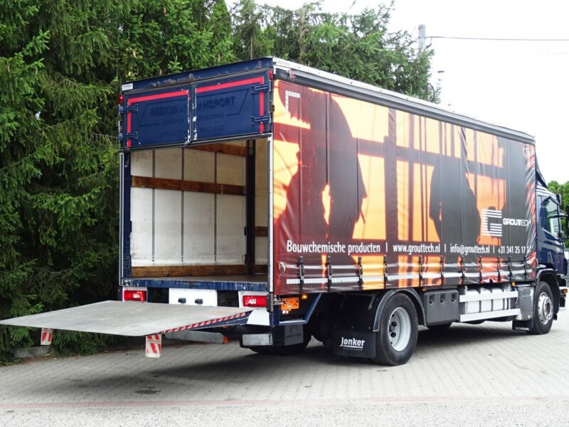 Scania P250 Euro 6 Firanka winda klapa poduszki sprowadzony Scania P 250 Euro 6 firanka winda klapa przebieg udokumentowany Sprowa