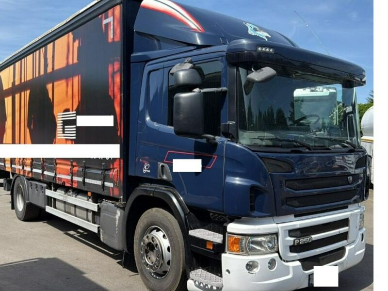 Scania P250 Euro 6 Firanka winda klapa poduszki sprowadzony Scania P 250 Euro 6 firanka winda klapa przebieg udokumentowany Sprowa