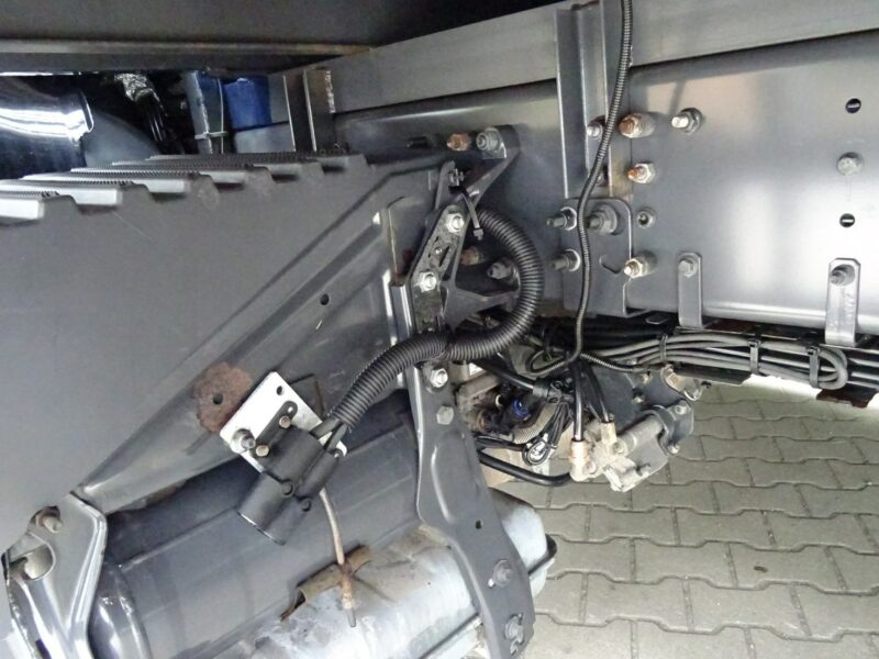 Scania P250 Euro 6 Firanka winda klapa poduszki sprowadzony Scania P 250 Euro 6 firanka winda klapa przebieg udokumentowany Sprowa