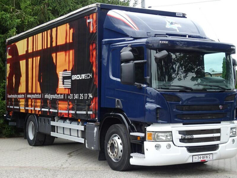 Scania P250 Euro 6 Firanka winda klapa poduszki sprowadzony Scania P 250 Euro 6 firanka winda klapa przebieg udokumentowany Sprowa