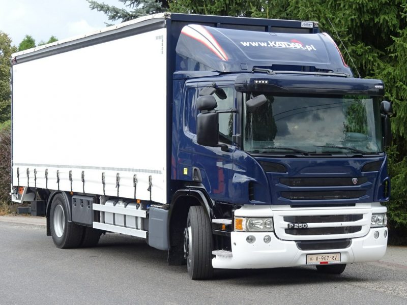Scania P250 Euro 6 Firanka winda klapa poduszki sprowadzony Scania P 250 Euro 6 firanka winda klapa przebieg udokumentowany Sprowa