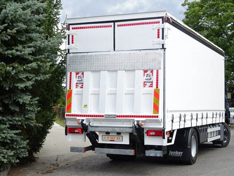 Scania P250 Euro 6 Firanka winda klapa poduszki sprowadzony Scania P 250 Euro 6 firanka winda klapa przebieg udokumentowany Sprowa