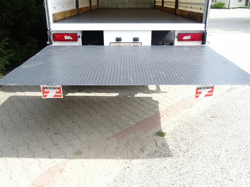 Scania P250 Euro 6 Firanka winda klapa poduszki sprowadzony Scania P 250 Euro 6 firanka winda klapa przebieg udokumentowany Sprowa