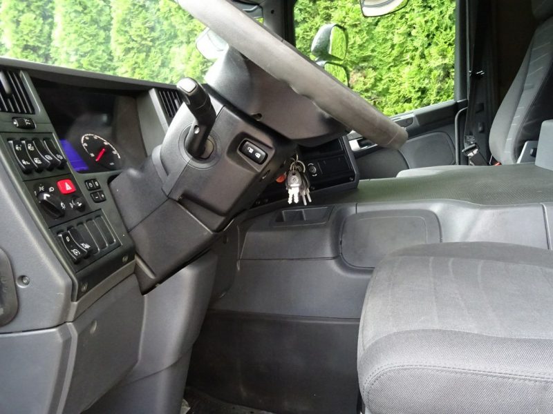 Scania P250 Euro 6 Firanka winda klapa poduszki sprowadzony Scania P 250 Euro 6 firanka winda klapa przebieg udokumentowany Sprowa