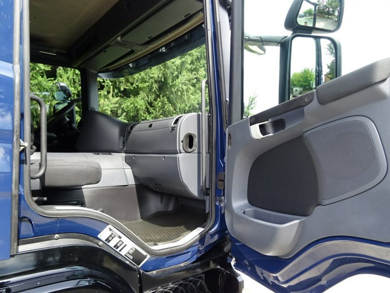 Scania P250 Euro 6 Firanka winda klapa poduszki sprowadzony Scania P 250 Euro 6 firanka winda klapa przebieg udokumentowany Sprowa