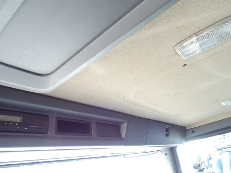 Scania P250 Euro 6 Firanka winda klapa poduszki sprowadzony Scania P 250 Euro 6 firanka winda klapa przebieg udokumentowany Sprowa