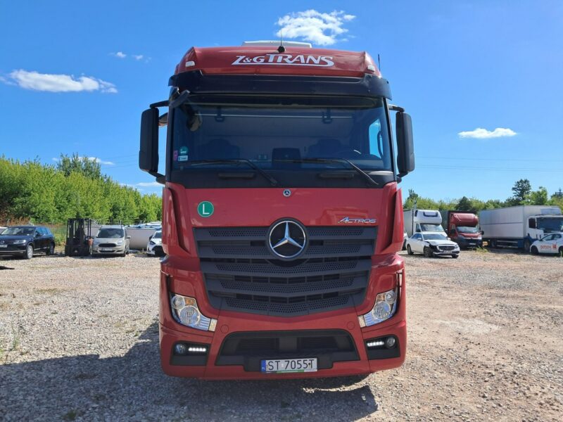 Mercedes Actros