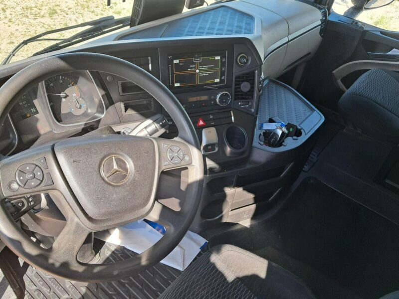 Mercedes Actros