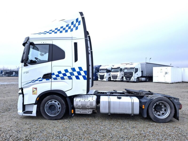Iveco As440ST/Fp Lt