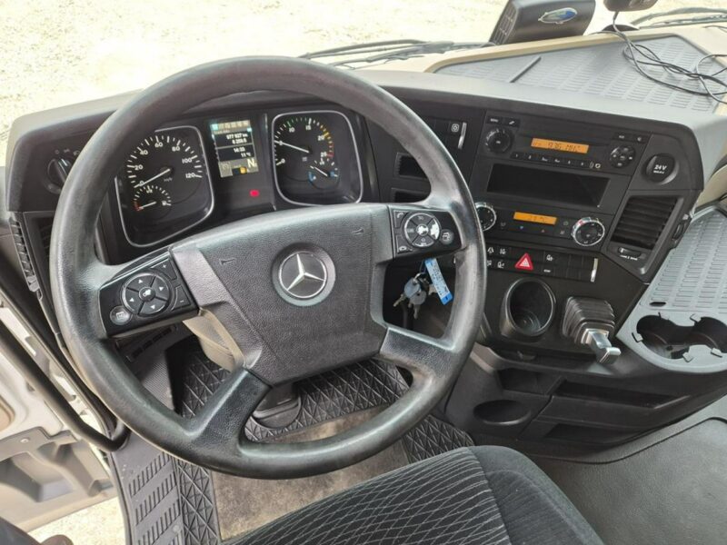 Mercedes Actros