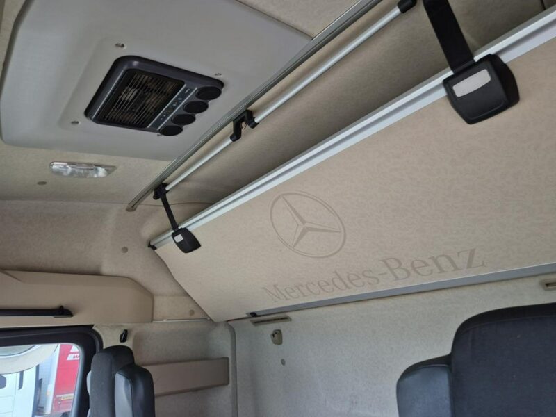 Mercedes Actros