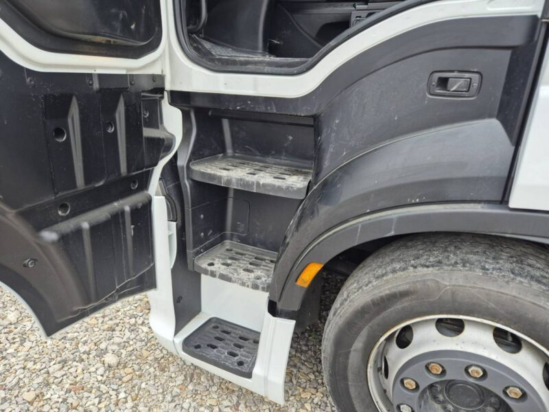 Iveco As440ST/Fp Lt