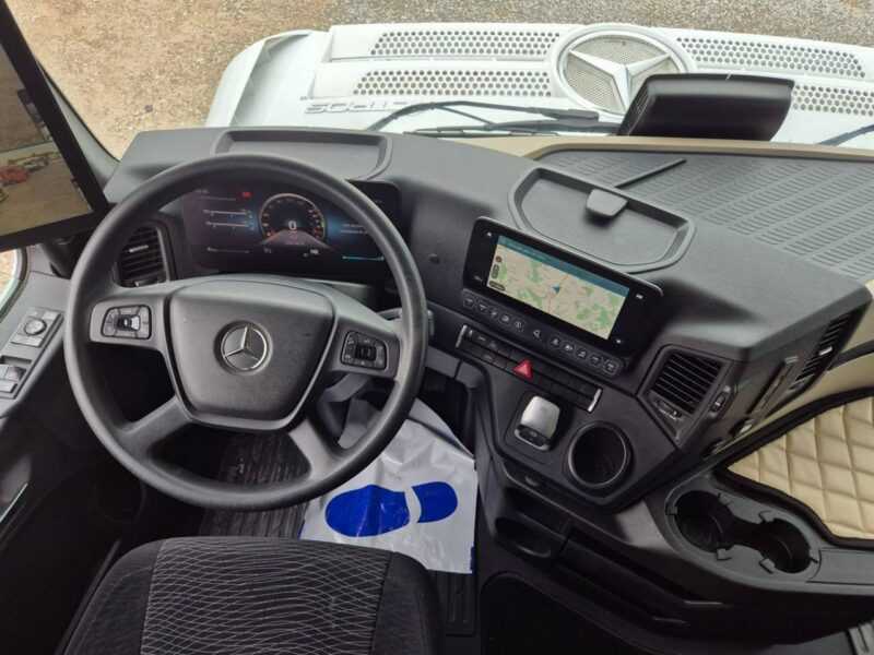 Mercedes Actros