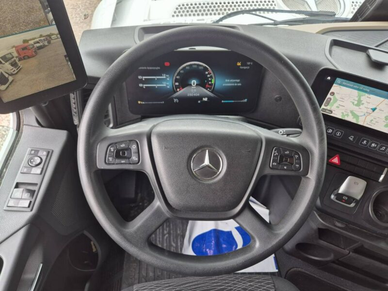 Mercedes Actros
