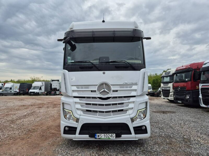 Mercedes Actros