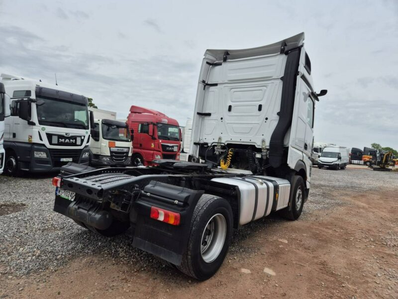 Mercedes Actros