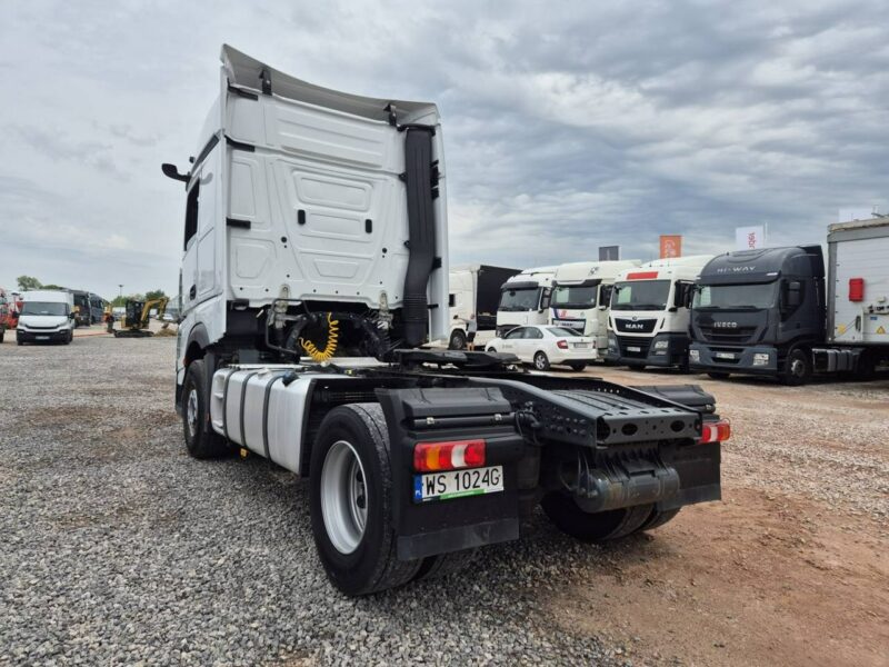 Mercedes Actros