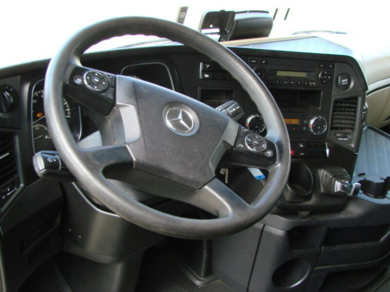 Mercedes Actros