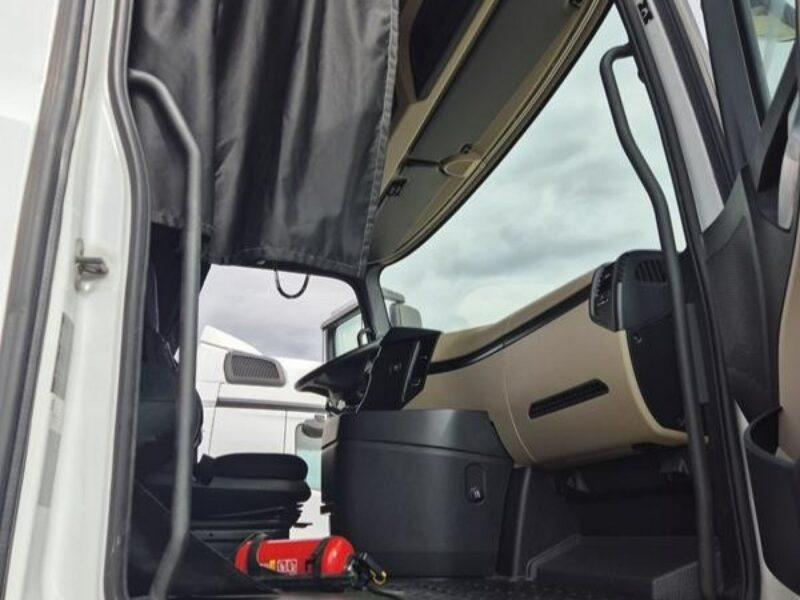 Mercedes Actros