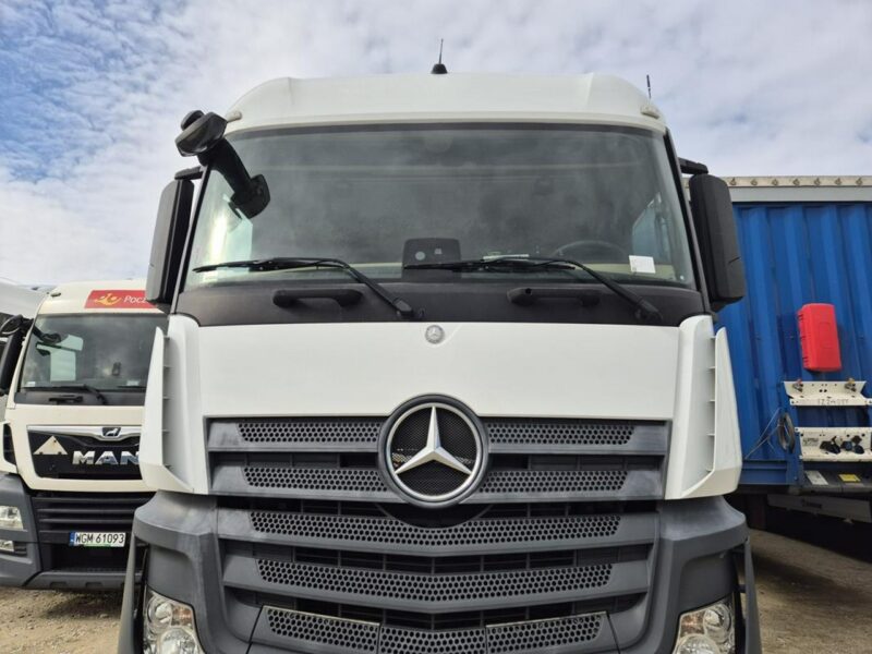 Mercedes Actros