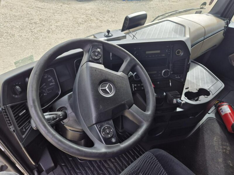 Mercedes Actros