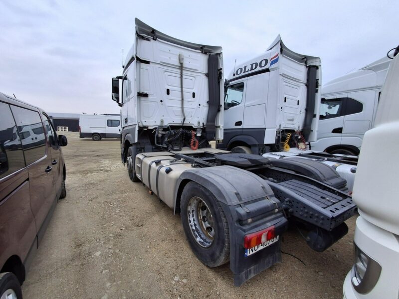 Mercedes Actros