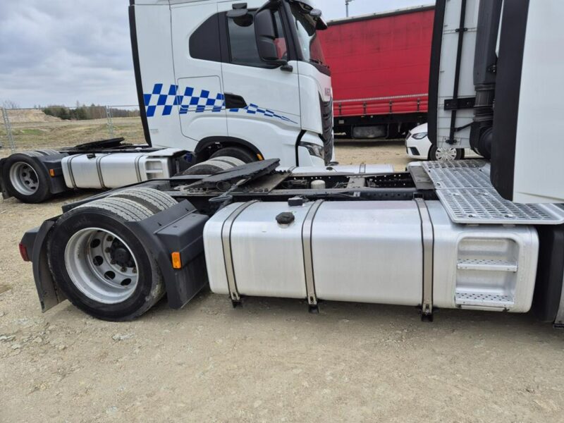 Iveco As440ST/Fp Lt