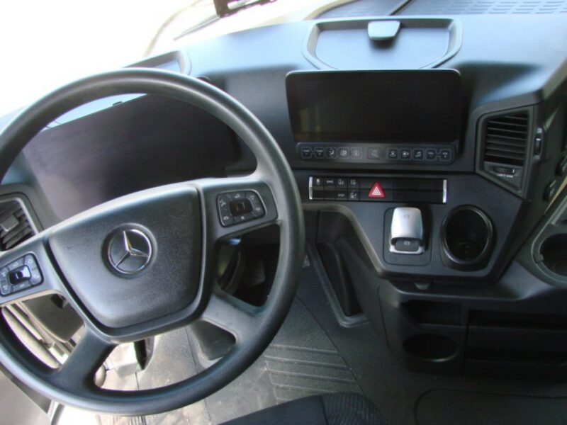 Mercedes Actros