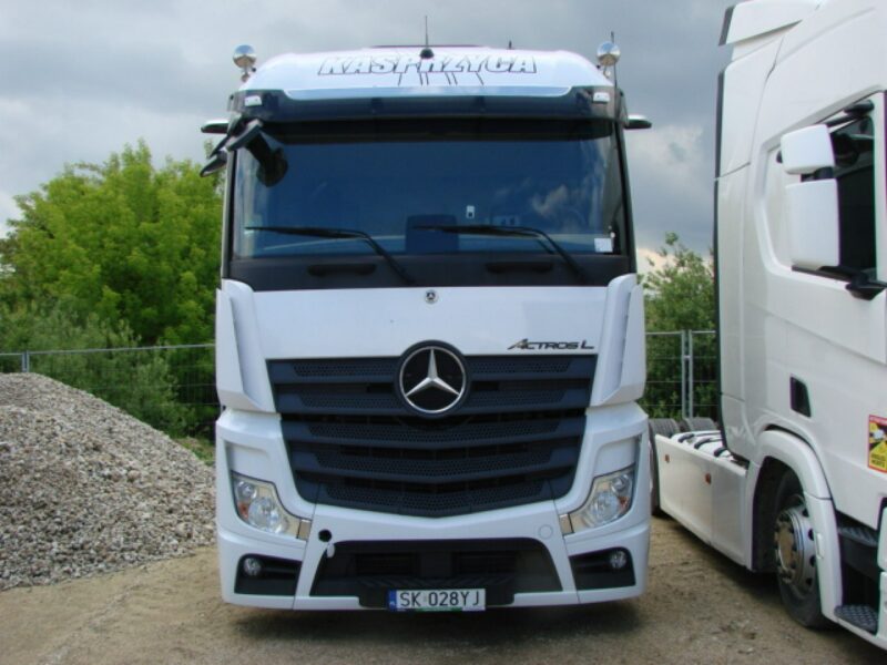 Mercedes Actros