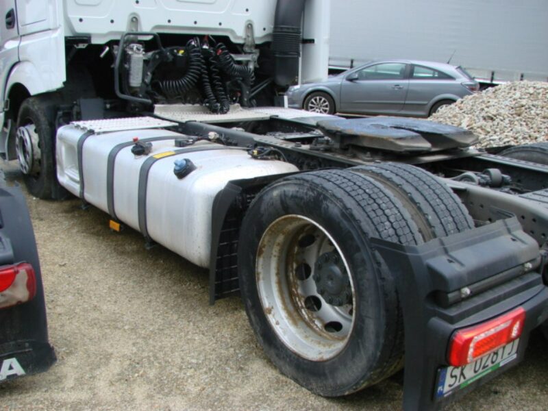 Mercedes Actros