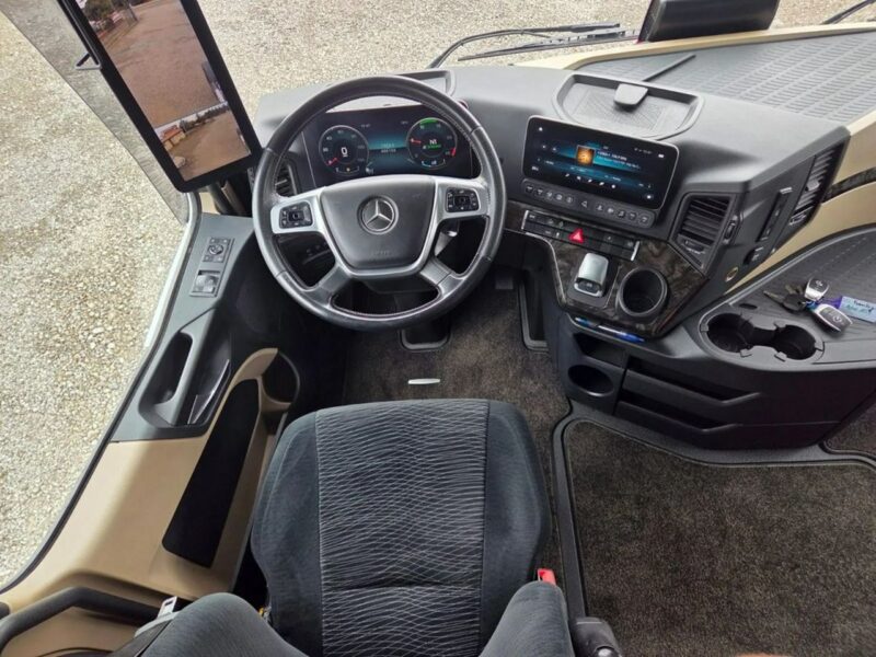 Mercedes Actros MP5 1851 2020 GigaSpace Retarder Sprowadzony DE