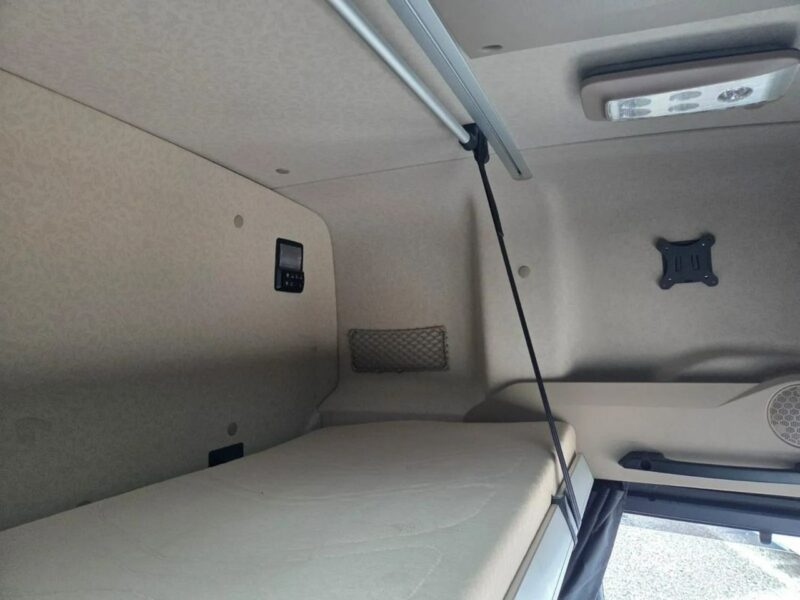 Mercedes Actros MP5 1851 2020 GigaSpace Retarder Sprowadzony DE