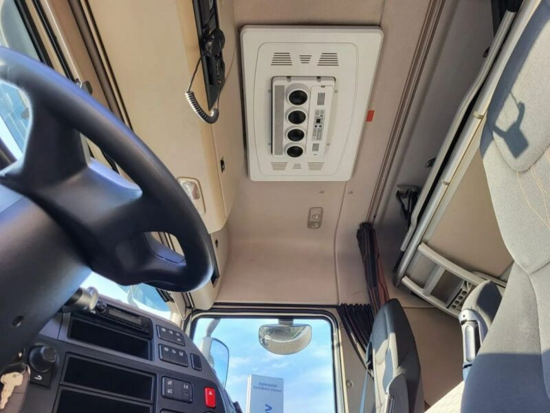 DAF XF 106 480 RETARDER , klima post., Hydraulika HYVA, kamera jak nowy DE