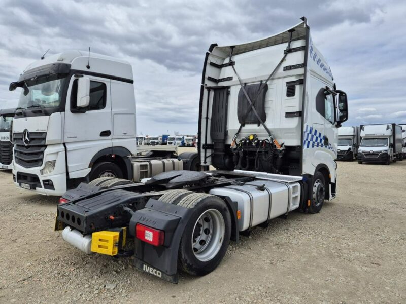 Iveco As440ST/Fp Lt