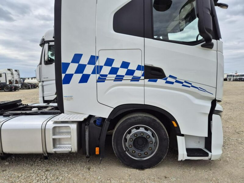 Iveco As440ST/Fp Lt