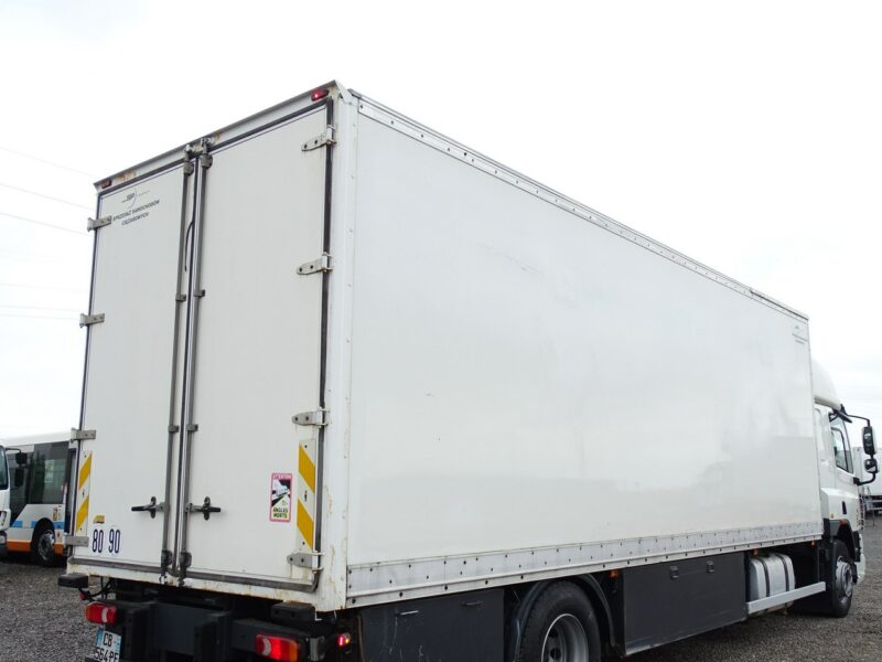Inna ZABUDOWA Kontener 20 Euro Palet Sprowadzona Szerokość pod ramówki 79 cm , Zamykana Drzwiami