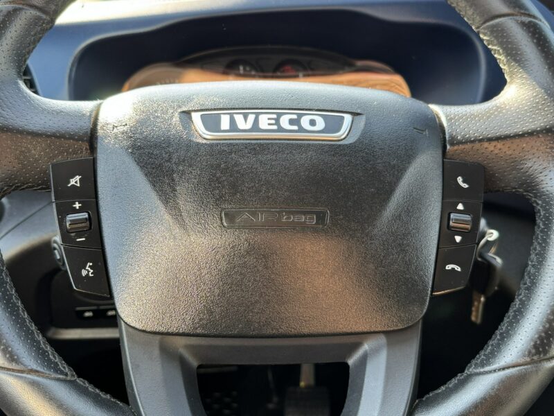 Iveco Daily 72C18 Mroźnia HI-MATIC 14 Euro Palet Kamera Agregat Thermo King V600X Boczne Drzwi Winda BAR 1000KG (70C18)
