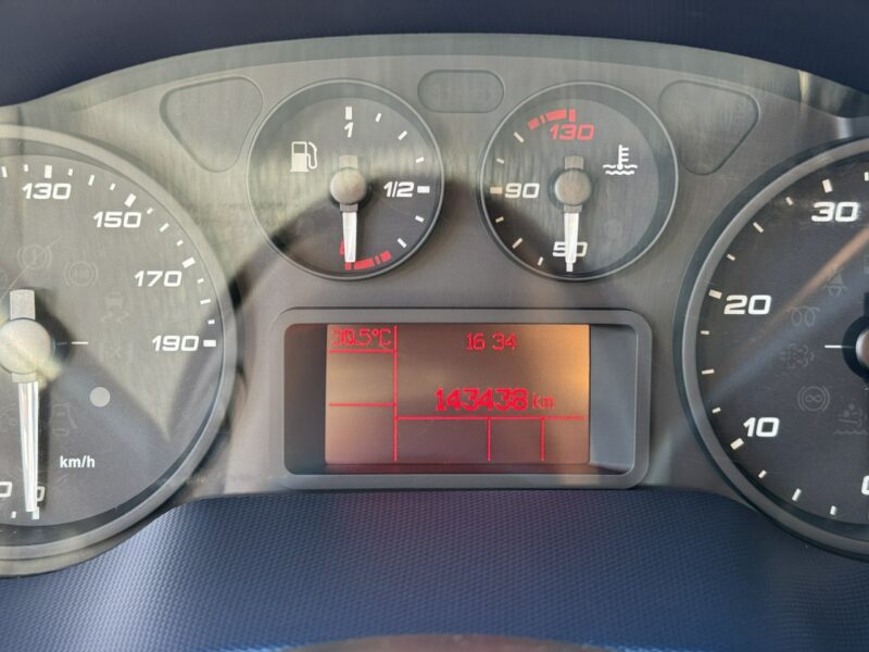Iveco Daily 72C18 Mroźnia HI-MATIC 14 Euro Palet Kamera Agregat Thermo King V600X Boczne Drzwi Winda BAR 1000KG (70C18)