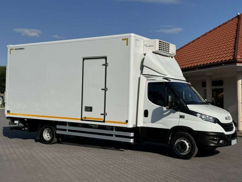 Iveco Daily 72C18 Mroźnia HI-MATIC 14 Euro Palet Kamera Agregat Thermo King V600X Boczne Drzwi Winda BAR 1000KG (70C18)