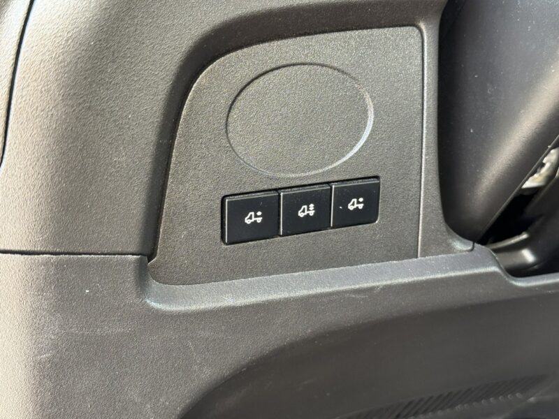 Iveco Daily 72C18 Mroźnia HI-MATIC 14 Euro Palet Kamera Agregat Thermo King V600X Boczne Drzwi Winda BAR 1000KG (70C18)