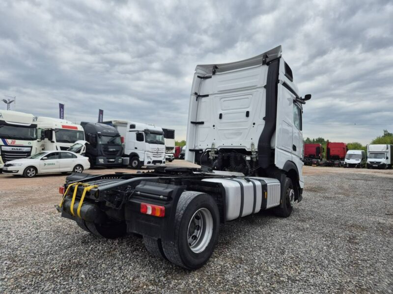 Mercedes Actros