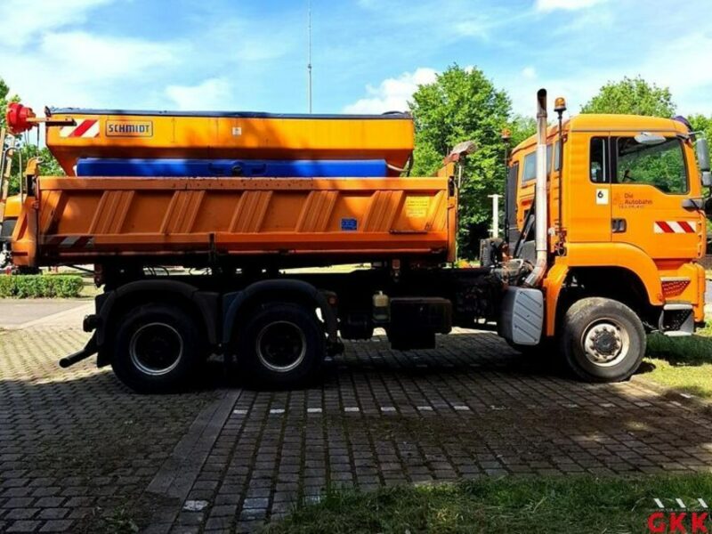 MAN TGA 26.410 6x6 MAN TGA 26.410 6x6 | piaskarka SCHMIDT STRATOS + wywrot MEILLER KIPPER