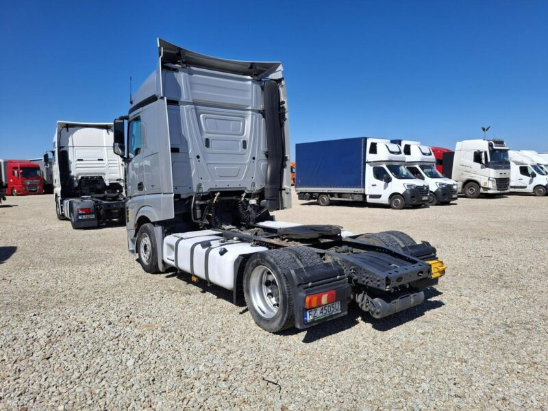 Mercedes Actros