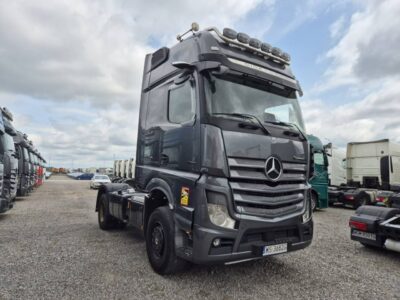 Mercedes Actros