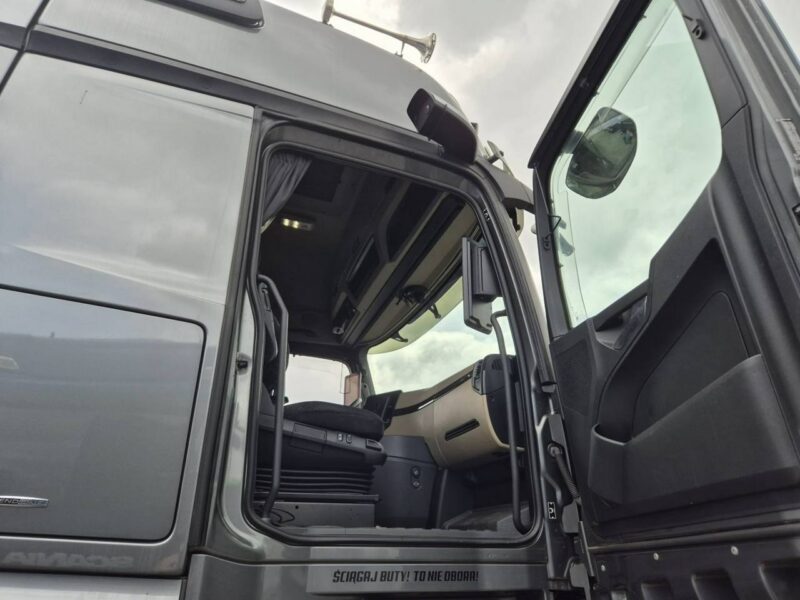 Mercedes Actros