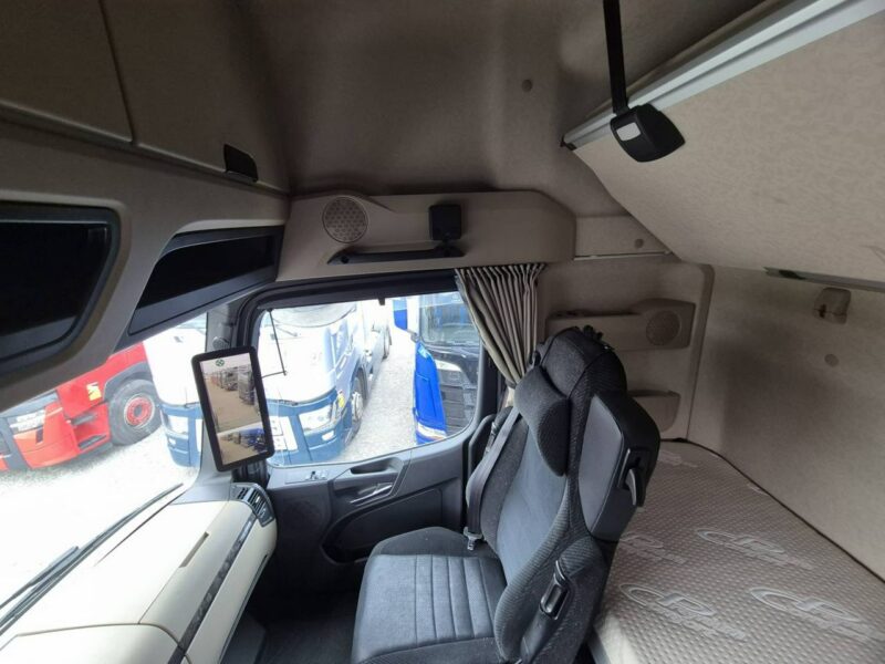 Mercedes Actros