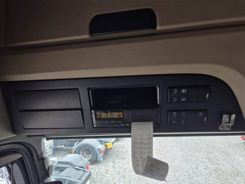 Mercedes Actros